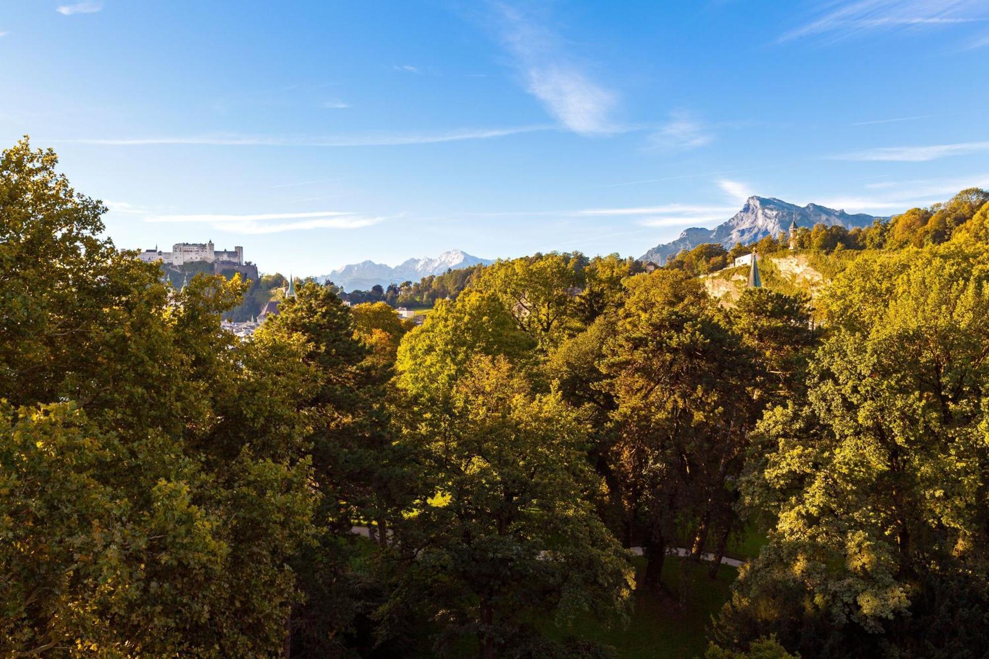 Sheraton Grand Salzburg Bagian luar foto