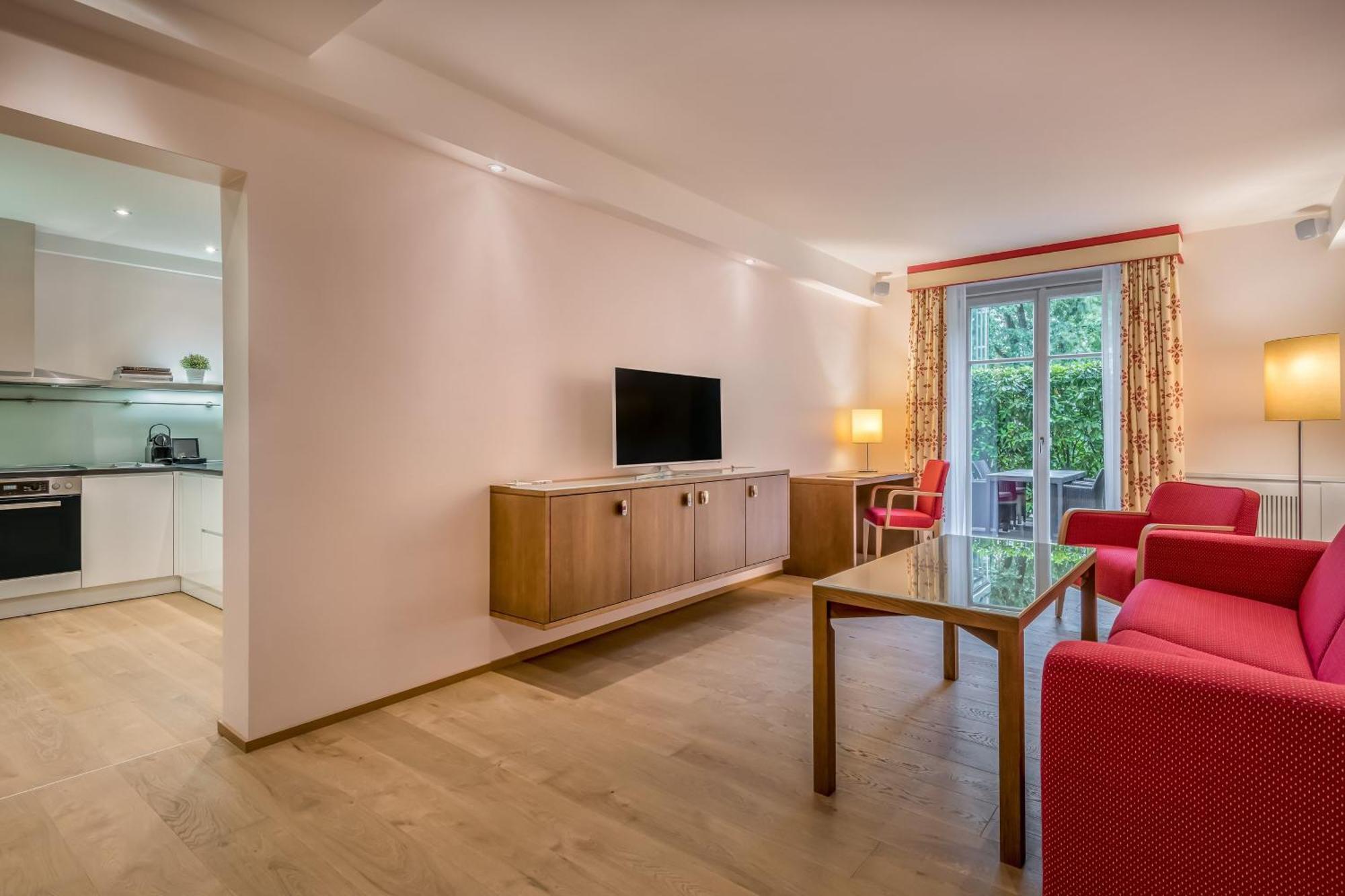 Sheraton Grand Salzburg Bagian luar foto
