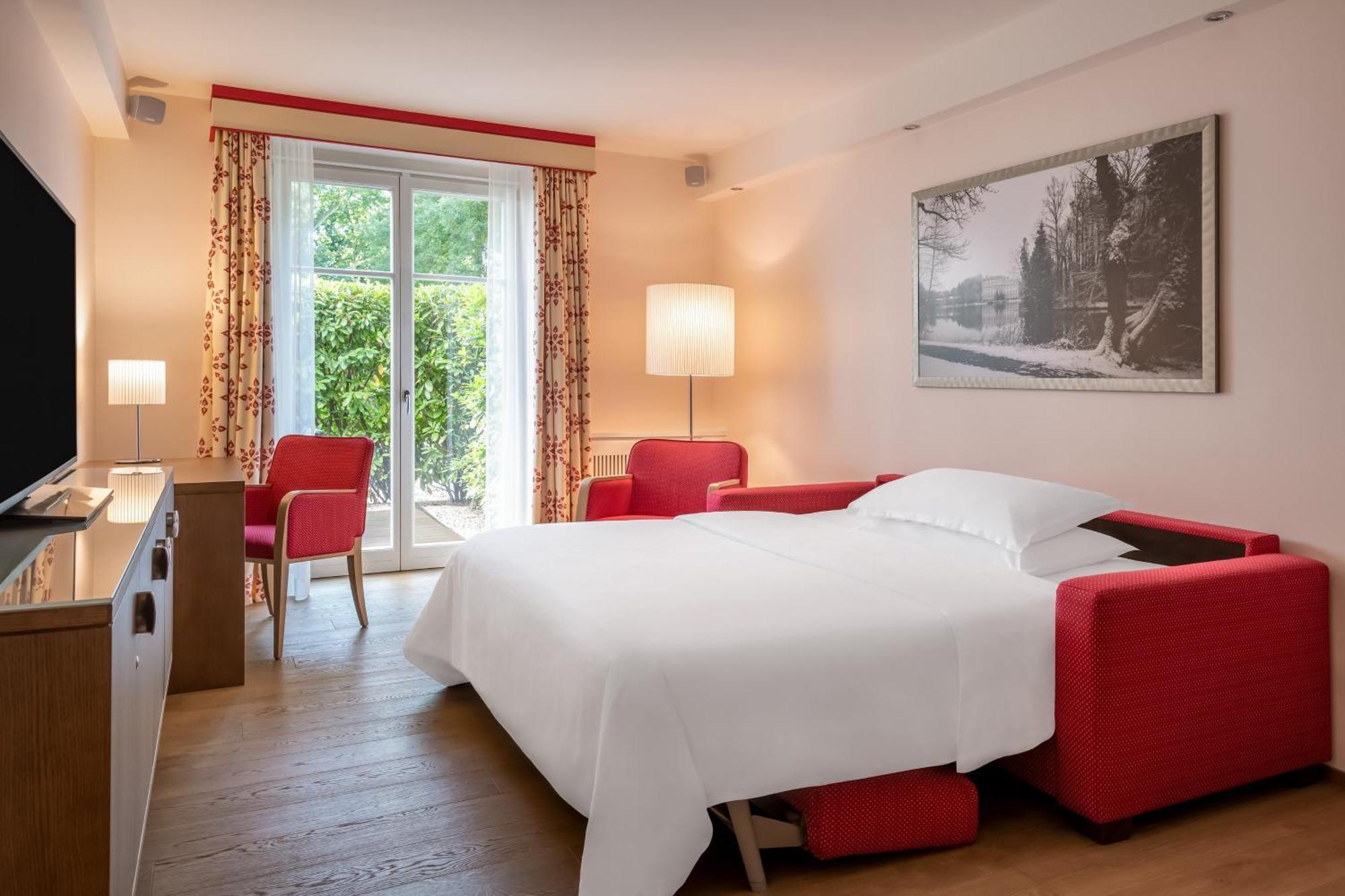 Sheraton Grand Salzburg Bagian luar foto